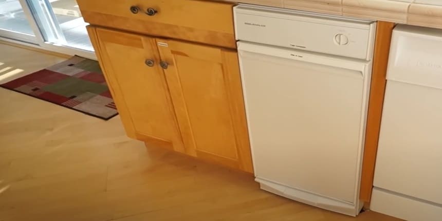 How Does a Trash Compactor Work